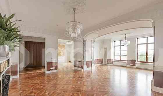 4-комн. квартира, 190 м2, 8/12 эт. Москва