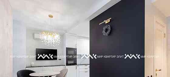 4-комн. квартира, 203.5 м2, 3/3 эт. Санкт-Петербург