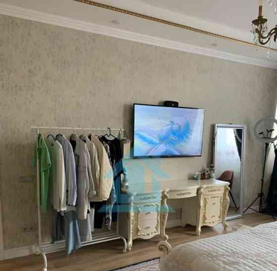 4-комн. квартира, 117 м2, 4/5 эт. Санкт-Петербург