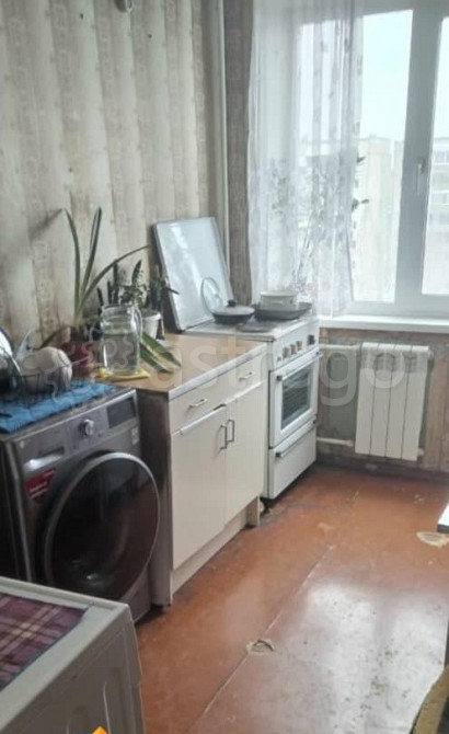 Комната, 14 м2, 8/9 эт. Барнаул - изображение 2