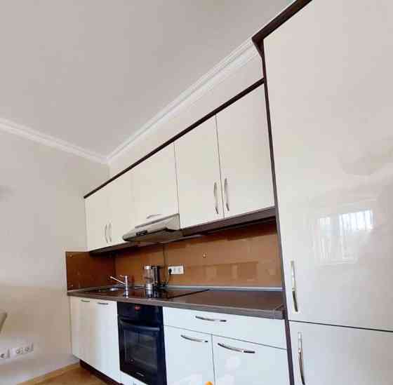 4-комн. квартира, 157 м2, 2/25 эт. Москва