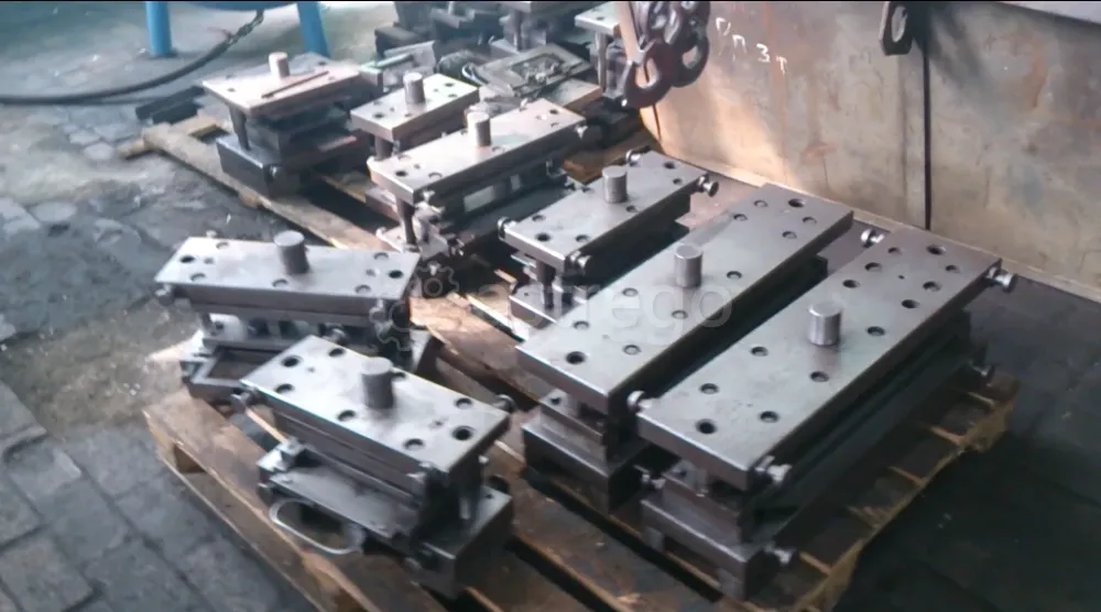 Комплект штампов для производства флажковых замков Уфа - изображение 1