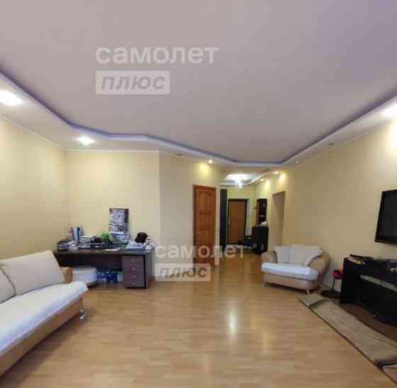 3-комн. квартира, 100 м2, 3/3 эт. Октябрьский