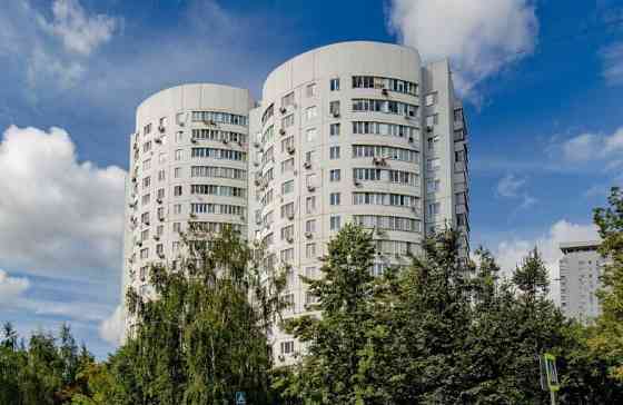 2-комн. квартира, 84 м2, 6/17 эт. Москва