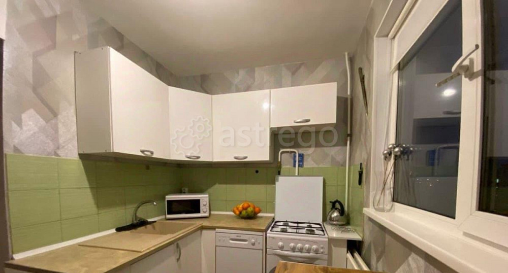 Комната, 35.2 м2, 9/9 эт. Санкт-Петербург - изображение 1