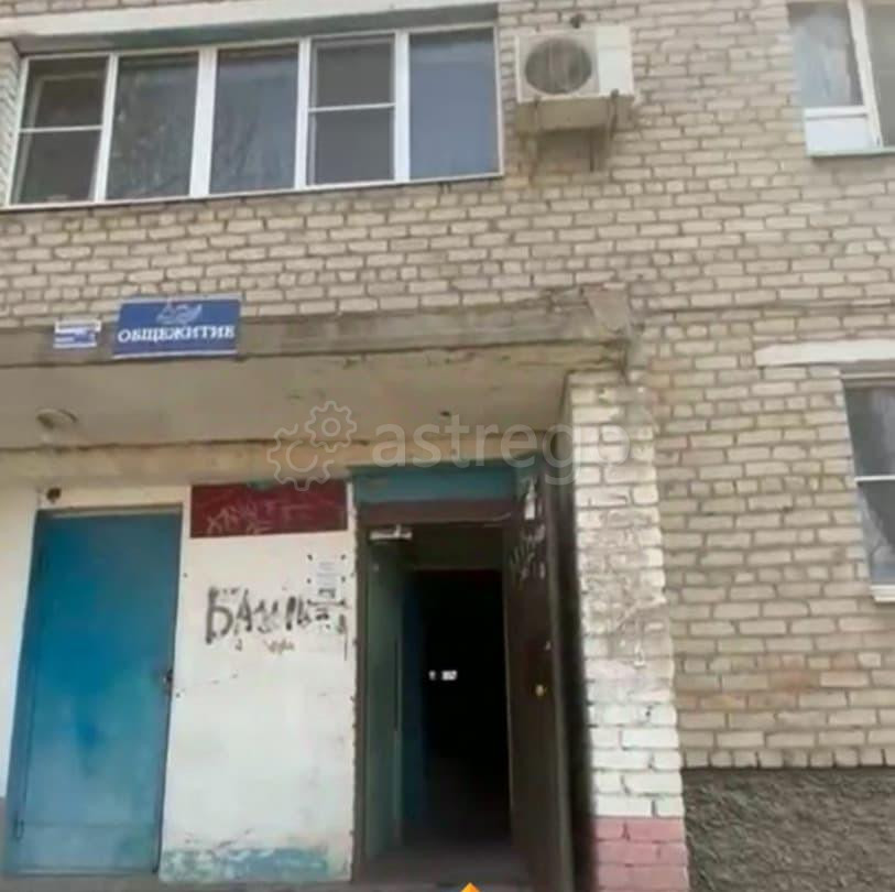 Комната, 12.1 м2, -1/1 эт. Астрахань - изображение 2