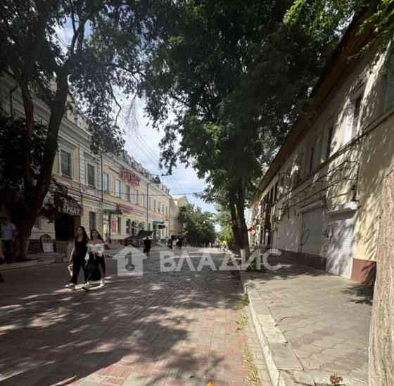 5-комн. квартира, 176.5 м2, 1/2 эт. Астрахань