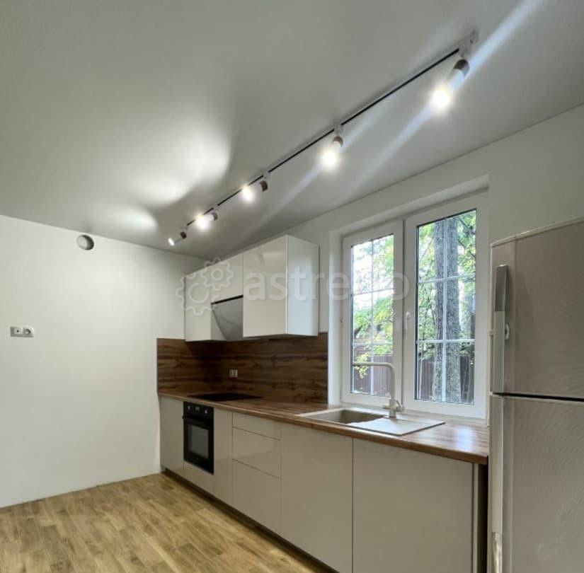 Дом, 150 м2, 10 соток, 3 эт. Москва - изображение 1