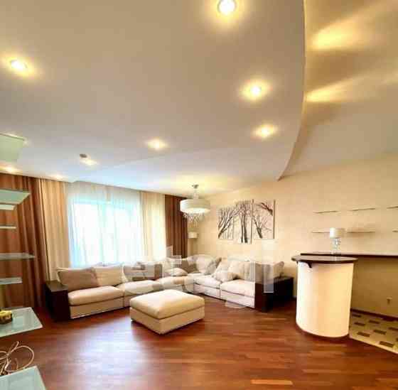 4-комн. квартира, 156.4 м2, 5/5 эт. Белгород
