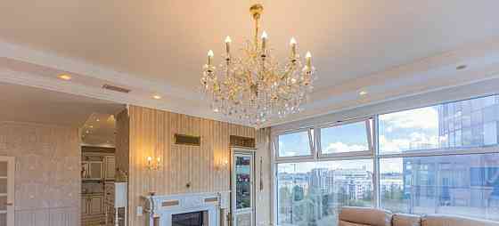 5-комн. квартира, 184.6 м2, 8/8 эт. Санкт-Петербург