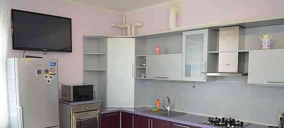 3-комн. квартира, 90 м2, 2/4 эт. Астрахань