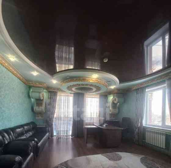 6-комн. квартира, 200 м2, 3/3 эт. Благовещенск