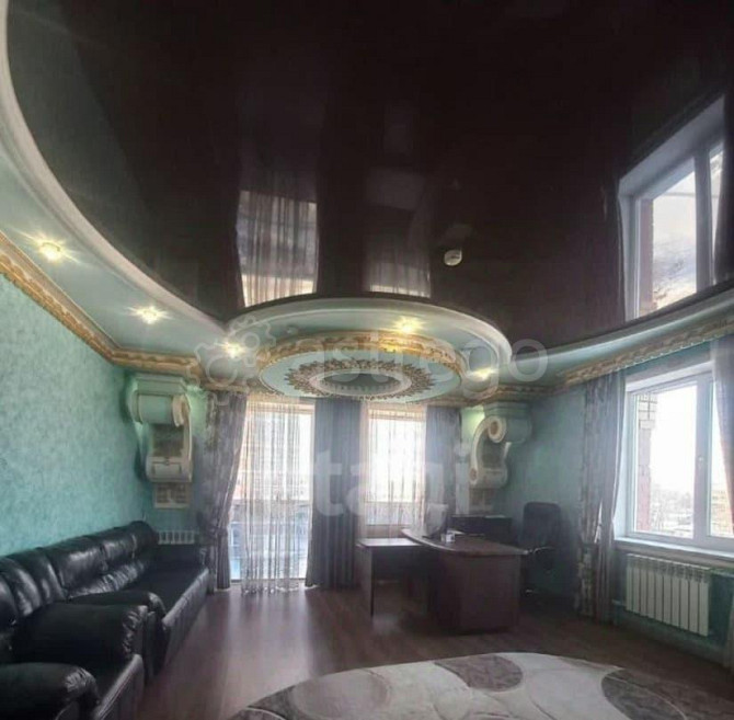 6-комн. квартира, 200 м2, 3/3 эт. Благовещенск - изображение 2