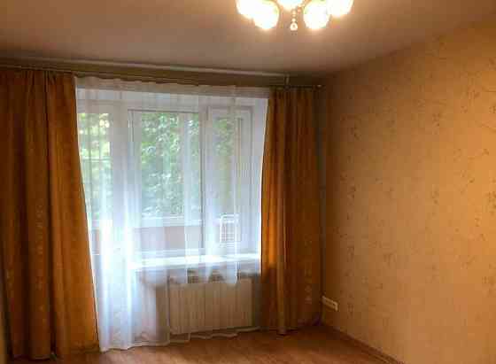 2-комн. квартира, 43 м2, 3/9 эт. Москва