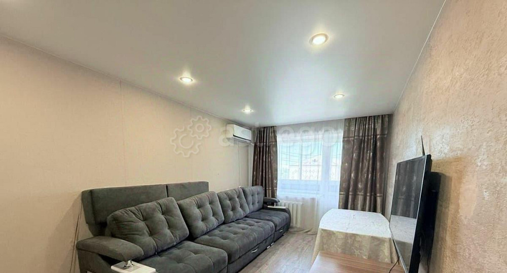 2-комн. квартира, 45 м2, 5/6 эт. Белогорск - изображение 1