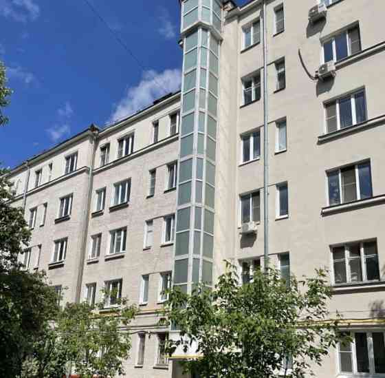 Комната, 47 м2, 1/6 эт. Москва