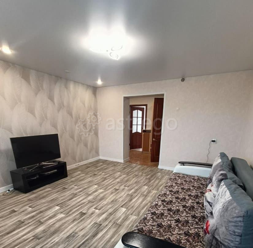 4-комн. квартира, 76.7 м2, 5/5 эт. Назарово - изображение 1