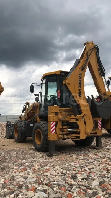 Экскаватор -погрузчик Щёлково - изображение 2