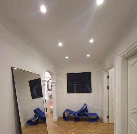 4-комн. квартира, 320 м2, 2/7 эт. Москва