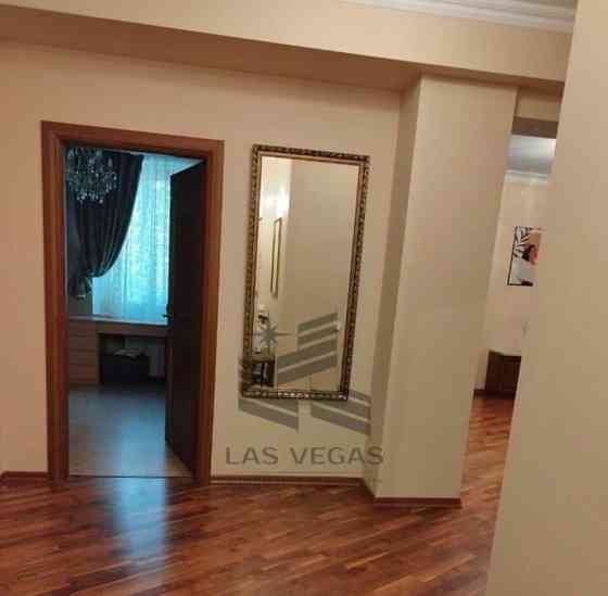 3-комн. квартира, 85 м2, 3/3 эт. Москва