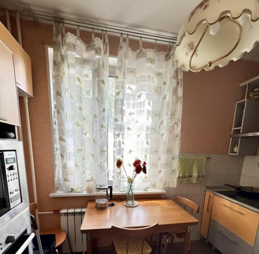 Комната, 14 м2, 2/12 эт. Москва - изображение 2
