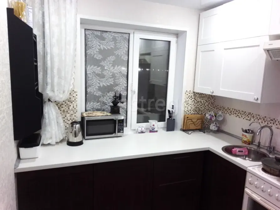 Продам 2-комн. Квартиру, 44 м2, 1/5 этаж Тюмень - изображение 4