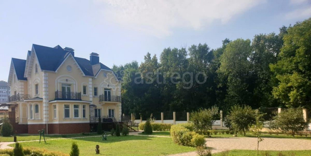 Коттедж, 999 м2, 40 соток, 4 эт. Белгород - изображение 1