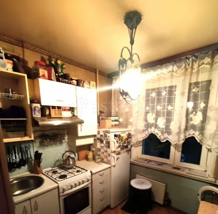 Комната, 12 м2, 3/9 эт. Москва - изображение 1