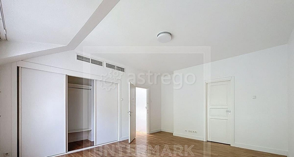 5-комн. квартира, 195 м2, 1/3 эт. Москва - изображение 2