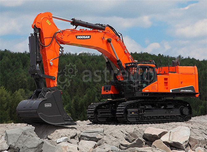 Карьерный экскаватор Develon DX800LC-5B Кемерово - изображение 1