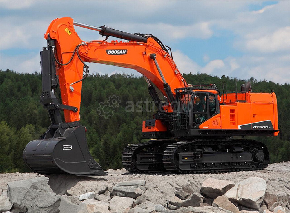Карьерный экскаватор Develon DX800LC-5B Кемерово - изображение 1