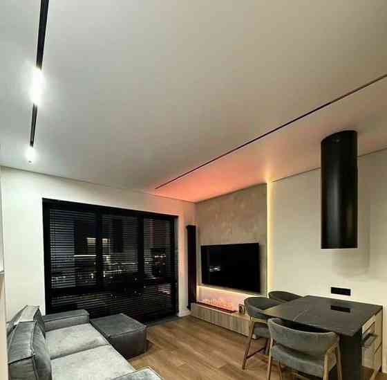2-комн. квартира, 45 м2, 27/56 эт. Москва