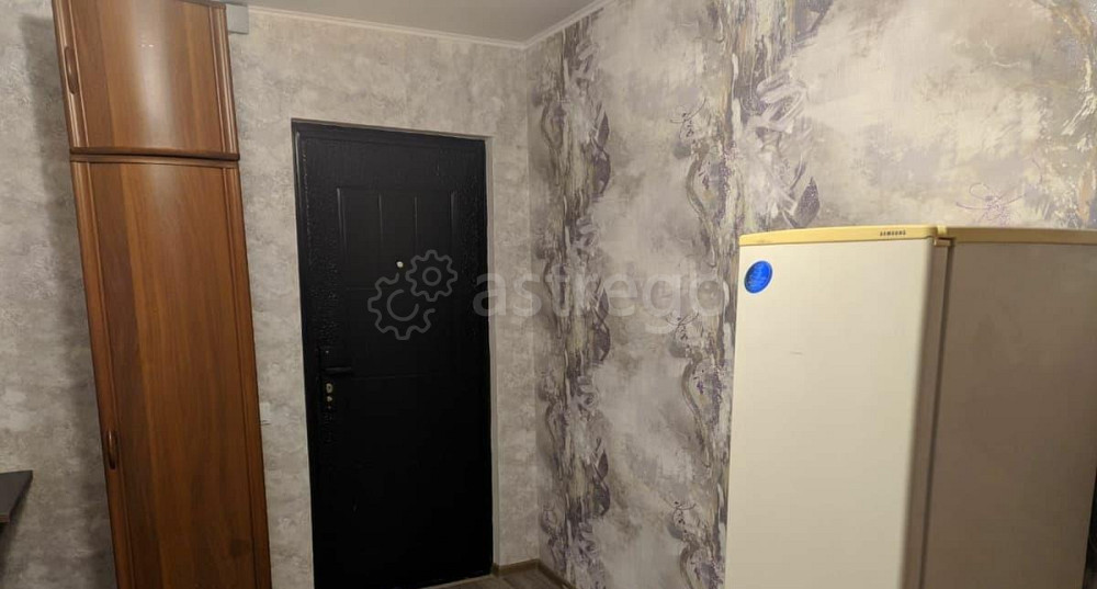 Комната, 100 м2, 3/5 эт. Барнаул - изображение 4