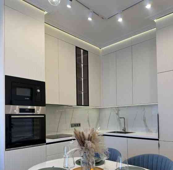 4-комн. квартира, 108 м2, 17/18 эт. Москва