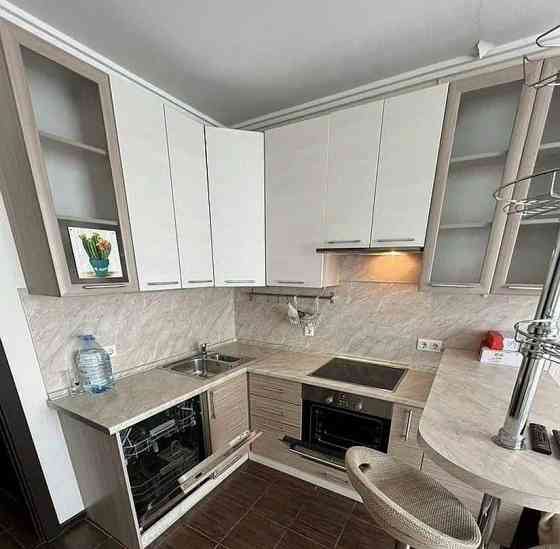 2-комн. квартира, 62 м2, 6/25 эт. Москва