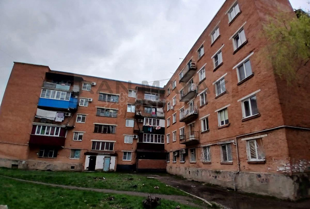 4-комн. квартира, 100 м, 3/5 эт. Майкоп - изображение 3