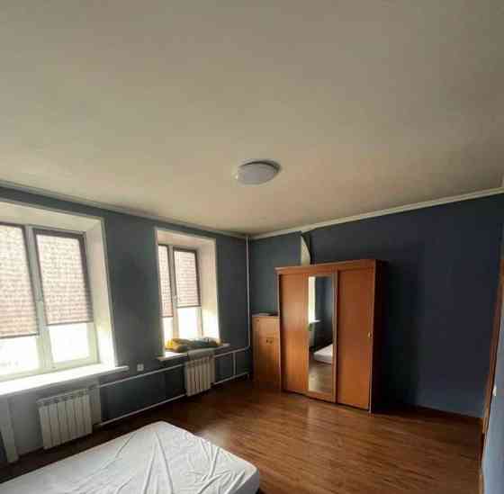 2-комн. квартира, 60 м2, 3/3 эт. Красноярск
