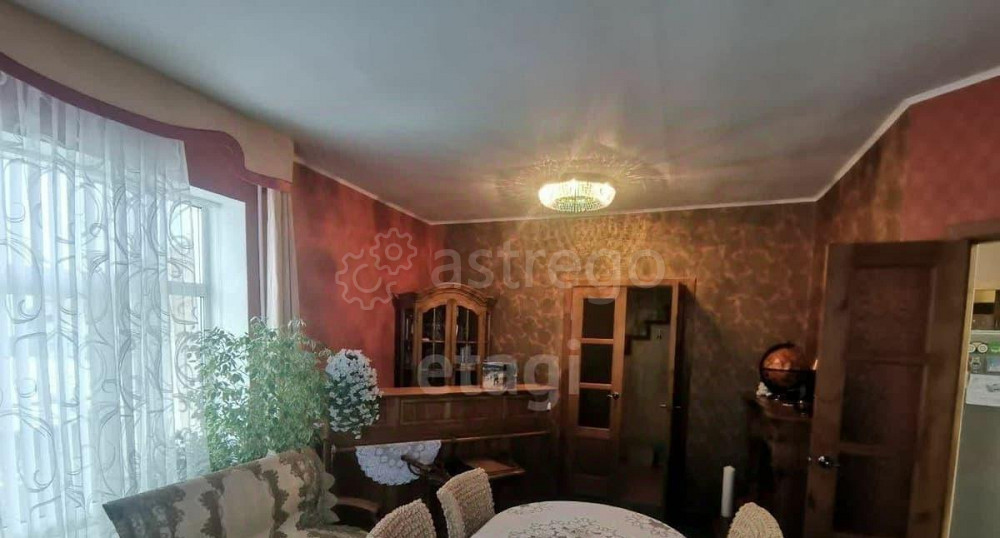 Дом, 240 м2, 18 соток, 3 эт. Коряжма - изображение 2