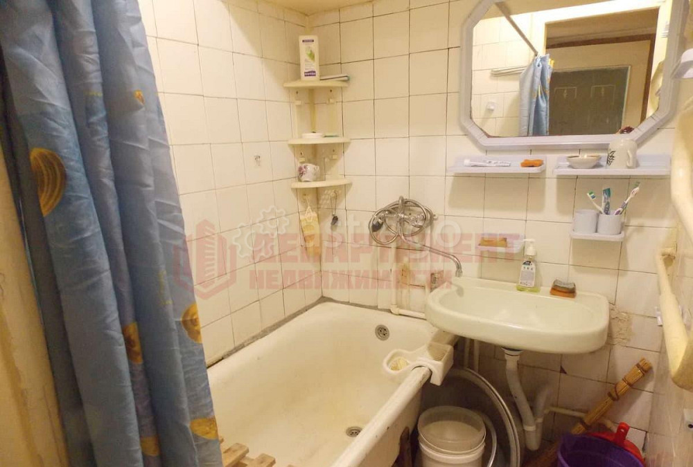 3-комн. квартира, 59 м2, 3/5 эт. Астрахань - изображение 3