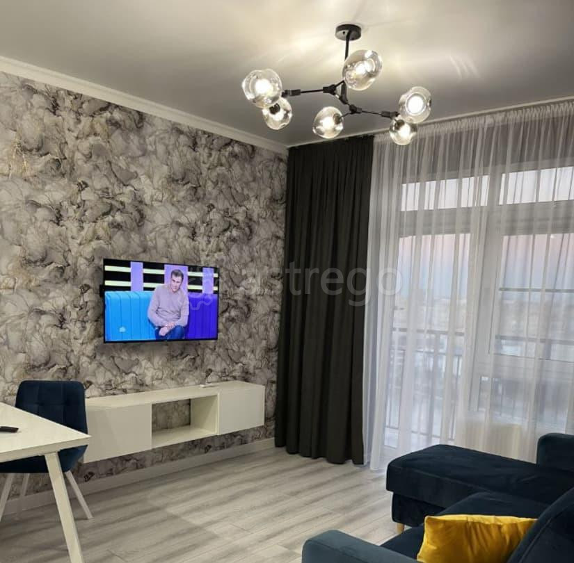 2-комн. квартира, 40 м2, 15/19 эт. Астрахань - изображение 2