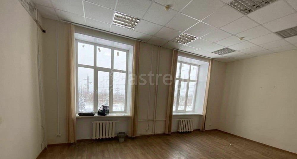 Офис, 3700 м2 Железногорск - изображение 3