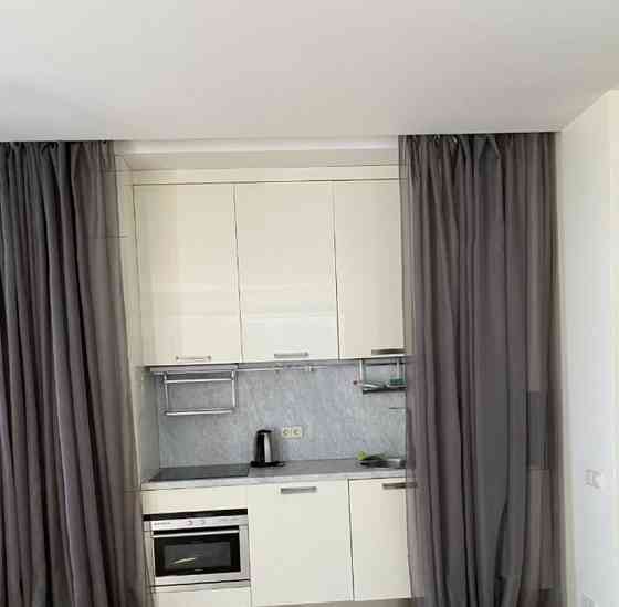 1-комн. квартира, 60 м2, 19/43 эт. Москва