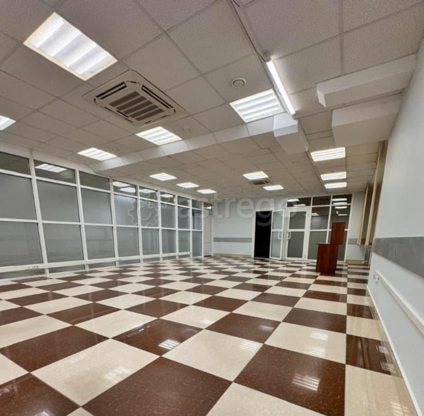 Офис, 83.2 м2 Белгород - изображение 1