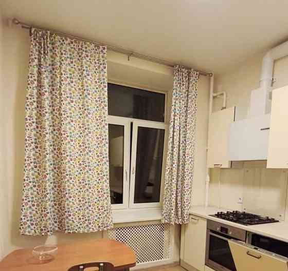 2-комн. квартира, 53 м2, 2/8 эт. Санкт-Петербург