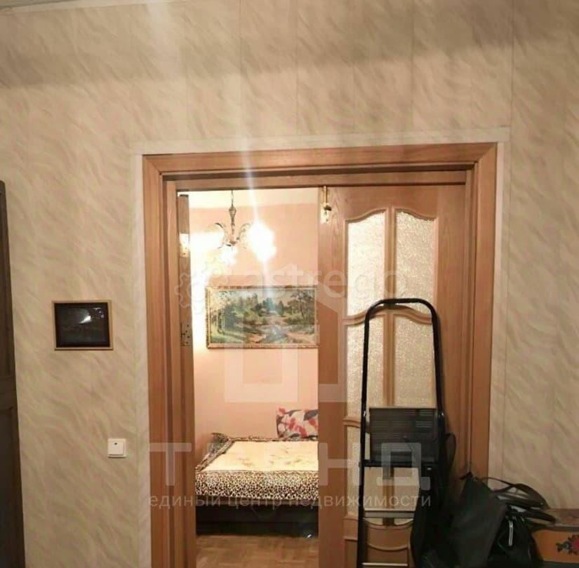 Комната, 31.5 м2, 1/1 эт. Санкт-Петербург - изображение 1