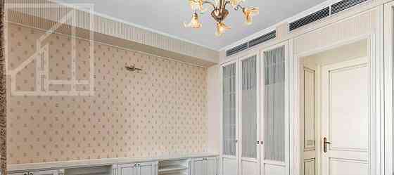 5-комн. квартира, 220 м2, 6/8 эт. Москва