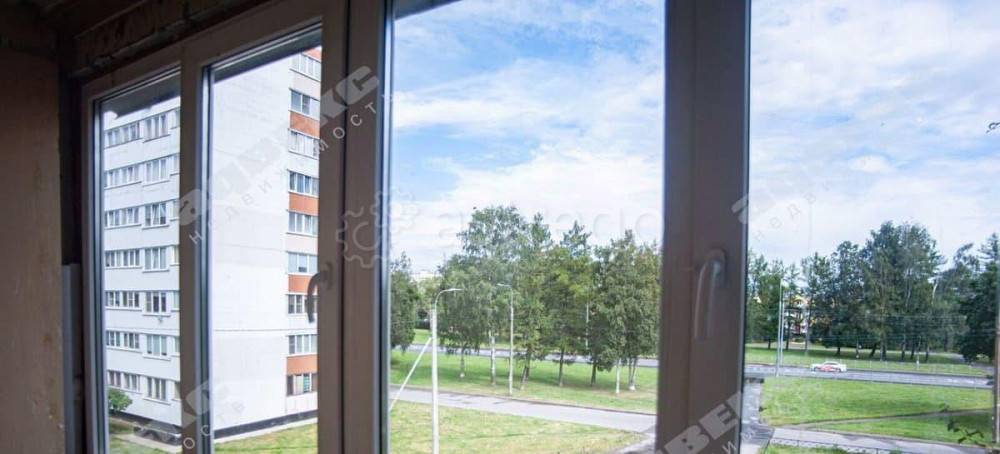 Комната, 35.4 м2, 3/9 эт. Санкт-Петербург - изображение 2