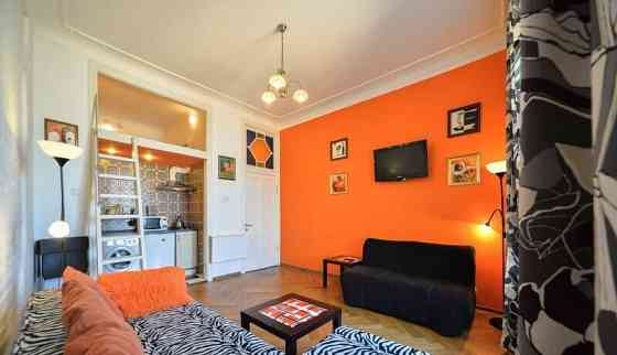 Студия, 35 м2, 6/6 эт. Санкт-Петербург