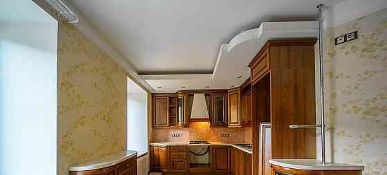 4-комн. квартира, 150 м2, 3/6 эт. Санкт-Петербург