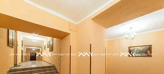3-комн. квартира, 121 м2, 2/6 эт. Санкт-Петербург